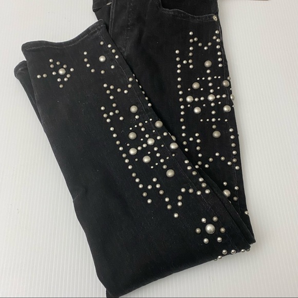 34. The Callen High Rise Polo Jeans - Picture 6 of 13